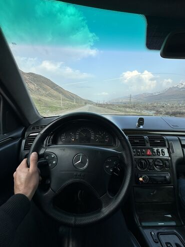 победа авто: Mercedes-Benz E-Class: 2002 г., 3.2 л, Автомат, Дизель, Седан