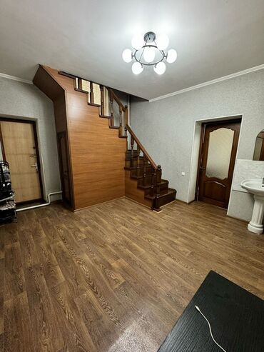 дом на исык куле: Дом, 200 м², 6 комнат, Собственник, Евроремонт