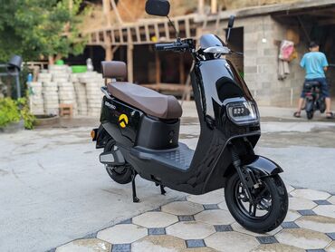 электро мопеды: Электро скутер сатылат Модели : Garow R 350 Матор : 1200 W Батарея 