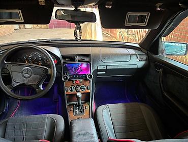 Mercedes-Benz: Mercedes-Benz C-Class: 2 l | 1995 il Sedan — 3