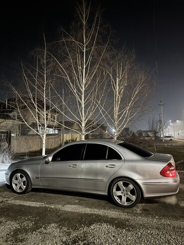 Mercedes-Benz: Mercedes-Benz E-Class: 2002 г., 3.2 л, Автомат, Бензин, Седан