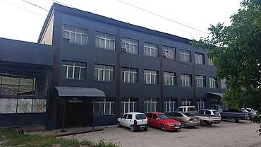недвижимость нарын: Сдаётся помещение! 1500 м² свободного назначения! 📍на дороге — 2