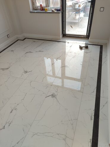 Укладка плитки: Гидроизоляционные работы, Укладка плитки на стену, Укладка плитки на пол | Керамическая плитка | Вертикальная укладка, Горизонтальная укладка, Диагональная укладка Больше 6 лет опыта — 17