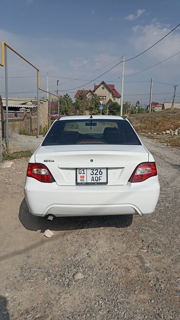 daewoo matiz 2013: Daewoo Nexia: 2013 г., 1.6 л, Механика, Бензин, Седан