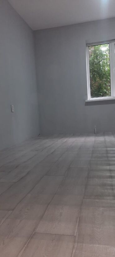 комната с подселением бишкек: 20 м², Без мебели