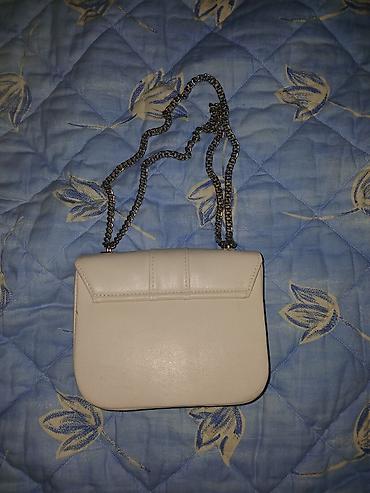 libuel bags: Elegantna ženska torbica preko ramena - Boja: krem/bela - Materijal — 2
