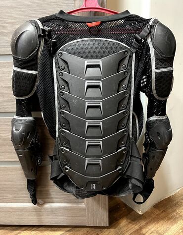 спортивный костюм s: Продам, moteq safe mode моточерепаха защита для мотокросса. Размер xl