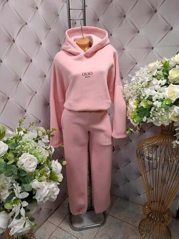 Gornji i donji deo: Termo komleti 3500 din — 2