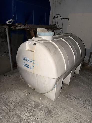 Bak, Plastik, 2000 l l, İşlənmiş, Ünvandan götürmə