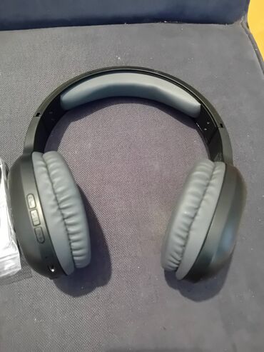 Slušalice: Model: Music Sound
bluetooth slušalice
ugrađen mikrofon
punjiva na lalafo.rs — 4 Slušalice: Model: Music Sound
bluetooth slušalice
ugrađen mikrofon
punjiva — 4