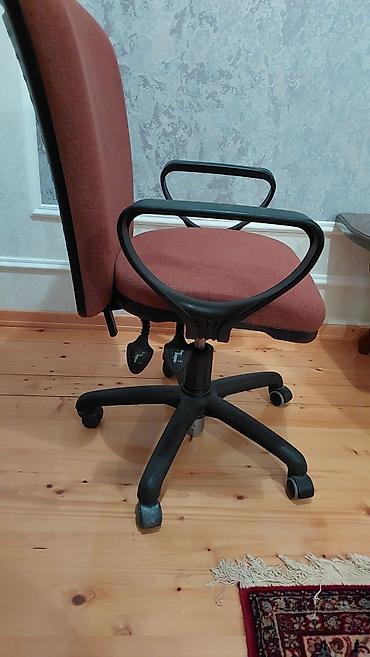 Ofis mebeli: Ofis kreslosu - Rəng: tünd qırmızı/bordo (parça üzlük) - Arxa dayağı — 3