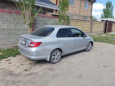 Honda: Honda Fit Aria: 2003 г., 1.3 л, Вариатор, Бензин, Седан