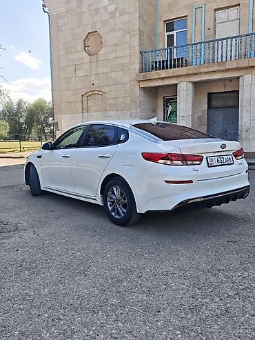 ск 8: Kia K5: 2018 г., 1.7 л, Дизель, Седан — 4