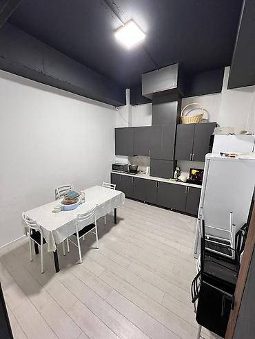 Коммерциялык кыймылсыз мүлктү сатуу: Кеңселерди сатуу 280 м², Ремонту бар, 2 кабат — 3