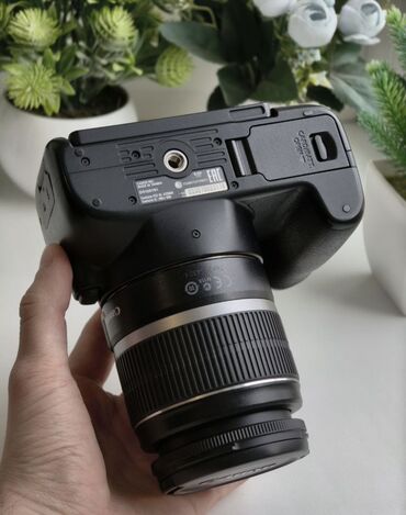 Фотоаппараты: Продаю НОВЫЙ фотоаппарат Canon EOS 250d .Готов к любым проверкам. В — 9