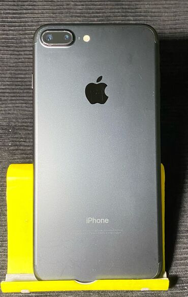 Apple iPhone: IPhone 7 Plus, Б/у, 32 ГБ, Черный, 85 %