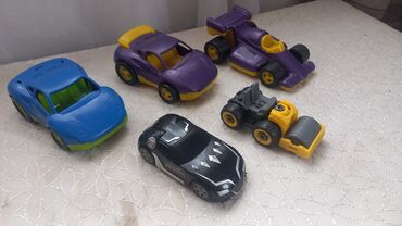 детская игрушка на кроватку: Машинки игрушки