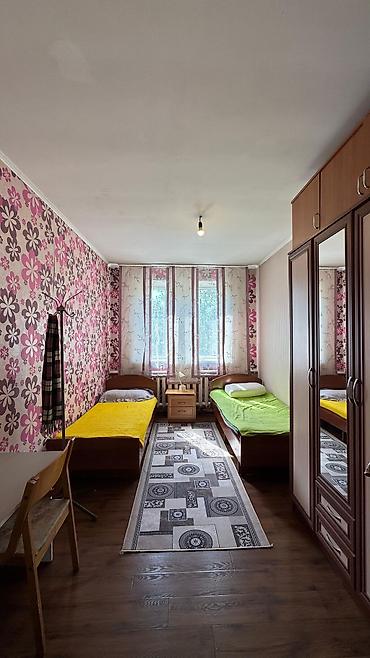 Продажа коттеджей и домов: 4 комнаты, 280 м², 4 соток, Бишкек, 110 квартал Агентство недвижимости — 23