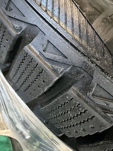 265 45 r21: Продаю комплект шин Linglong 265/45 R21 104T почти новые, месяц — 3