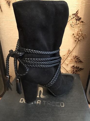 Botinka və botilyonlar: Ölçü: 35, rəng - Qara, İşlənmiş — 9