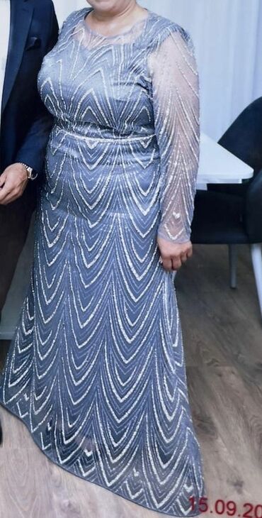 женские рейтинговые платья: 220₼ şəxsi tikiliş olan zərif gecə/libas – gümüşü-boz rəngdə, uzun