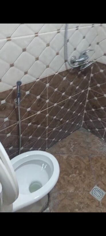 Uzunmüddətli kirayə evlər: 40 kv. m, 1 otaqlı, Telefon, Su, Kanalizasiya — 27