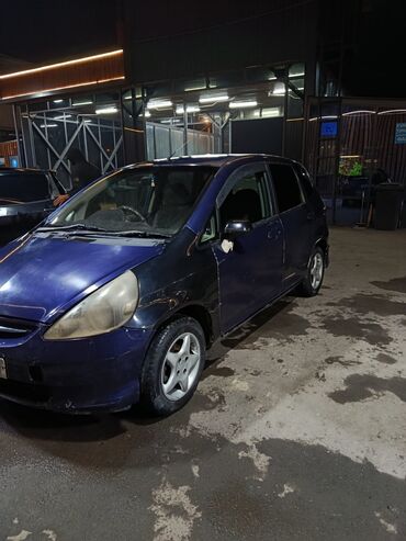 купить газель бортовой: Honda Fit: 2001 г., 1.3 л, Вариатор, Бензин, Хетчбек