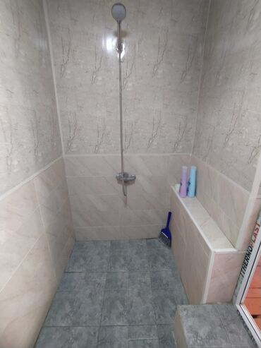 Günlük kirayə evlər: 100 kv. m, 3 otaqlı -da lalafo.az — 7 Günlük kirayə evlər: 100 kv. m, 3 otaqlı — 7