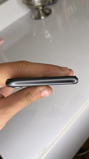 pes 2026 ps4: IPhone 8, 64 GB, Qara, Barmaq izi — 8