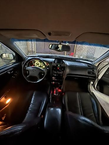 Nissan Maxima: 2002 г., 2 л, Автомат, Бензин, Седан — 6