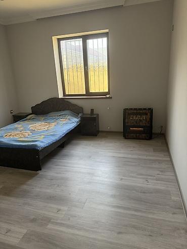 Uzunmüddətli kirayə evlər: Kiraye verilir– tək mərtəbəli fərdi yaşayış evi - Plan: geniş — 6