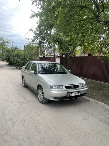 toledo: Seat Toledo: 1999 г., 1.6 л, Механика, Бензин, Хетчбек