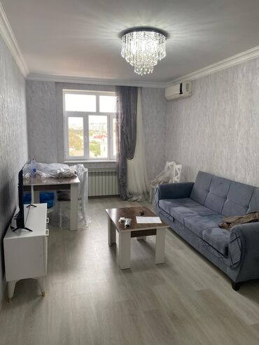 Köhnə tikili: Bakı, Bakıxanov qəs., 2 otaqlı, Köhnə tikili, m. Neftçilər, 65 kv. m