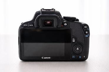 canon 100d: Canon EOS 100D DSLR fotoaparat + 18-55mm zoom obyektiv - Yüngül və — 2