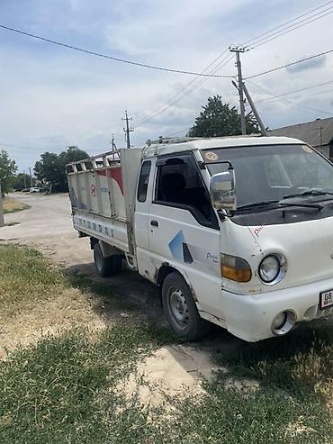 полик на машина: Легкий грузовик, Hyundai, Б/у — 2