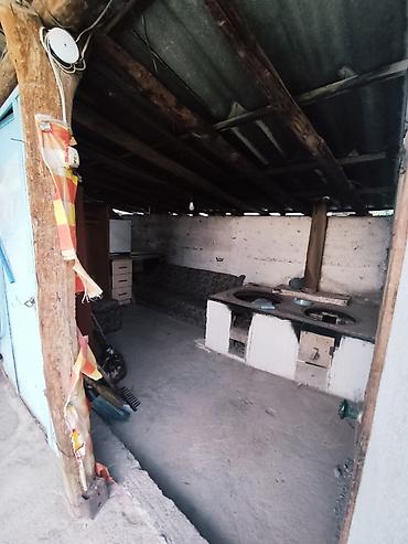 нижняя аларча: 5 комнат, 400 м², 4 соток, Чолпон-Ата, Собственник — 6