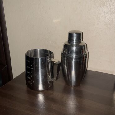 капсульные кофемашины баку: 550 ml sud bisirmek ücün demir pitcher ve shaker. Tecili satilir elani