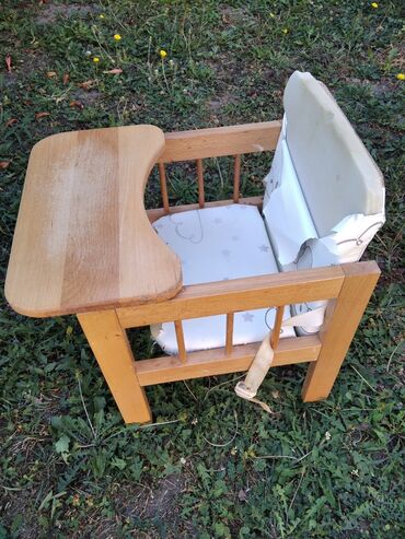 zlatni step stolice: Color - Brown, Used