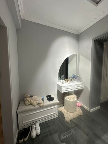 Təmir işləri: Məhsul/Xidmət: Daxili təmir və dekor işləri Təsvir: - Vanna otağı — 14