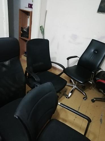Офисные кресла: Офисное кресло, Б/у, С колесиками, цвет - Черный, Экокожа, Самовывоз — 4