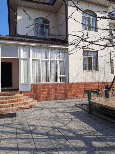 раздольный дома: 360 кв. м, 9 бөлмө