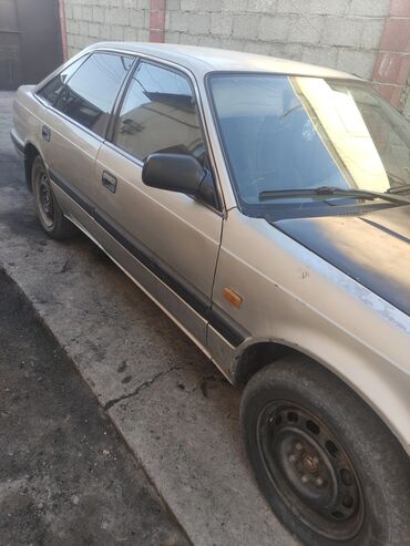 авто в рассрочку такси: Mazda 626: 1990 г., 2.2 л, Механика, Бензин