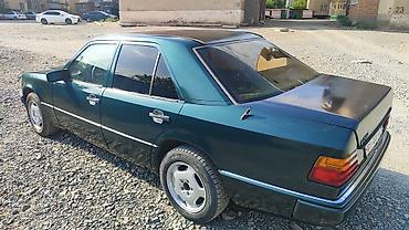 ешка 124: Mercedes-Benz W124: 1990 г., Седан — 1