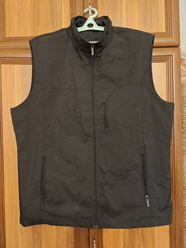 Чайники: Жилет, 2XL (EU 44), цвет - Черный