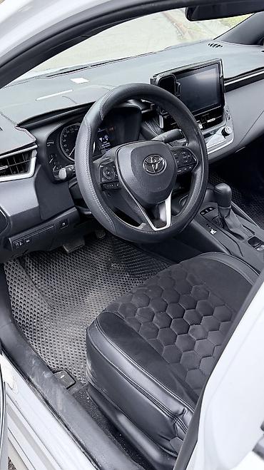 Продажа авто: Toyota Levin: 2021 г., 1.8 л, Автомат, Гибрид, Седан — 5