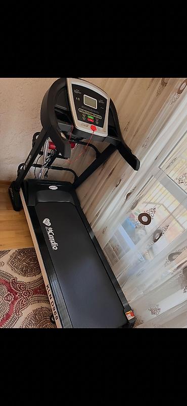 qaçis aparati: Qaçış aparati satılır. Üzerinde masaj aparatı ve 2 qantel var. 4 aydı — 1