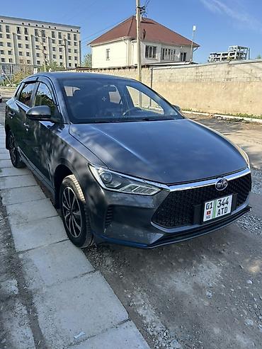 BYD: BYD E2: 2021 г., Кроссовер — 3