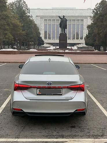 sonata d8: Toyota Avalon: 2021 г., 2.5 л, Вариатор, Гибрид, Седан — 5