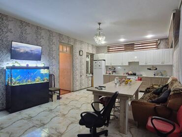 Həyət evləri və villaların satışı: Bakıxanov qəs. 5 otaqlı, 130 kv. m, Kredit yoxdur, Orta təmir -da lalafo.az — 8 Həyət evləri və villaların satışı: Bakıxanov qəs. 5 otaqlı, 130 kv. m, Kredit yoxdur, Orta təmir — 8