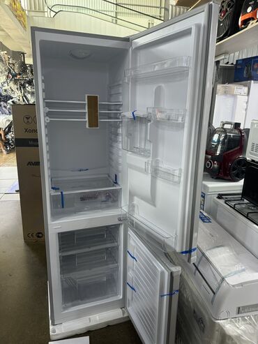 Холодильники: Холодильник Avest, Новый, Двухкамерный, De frost (капельный), 55 * 180 * 55 — 10